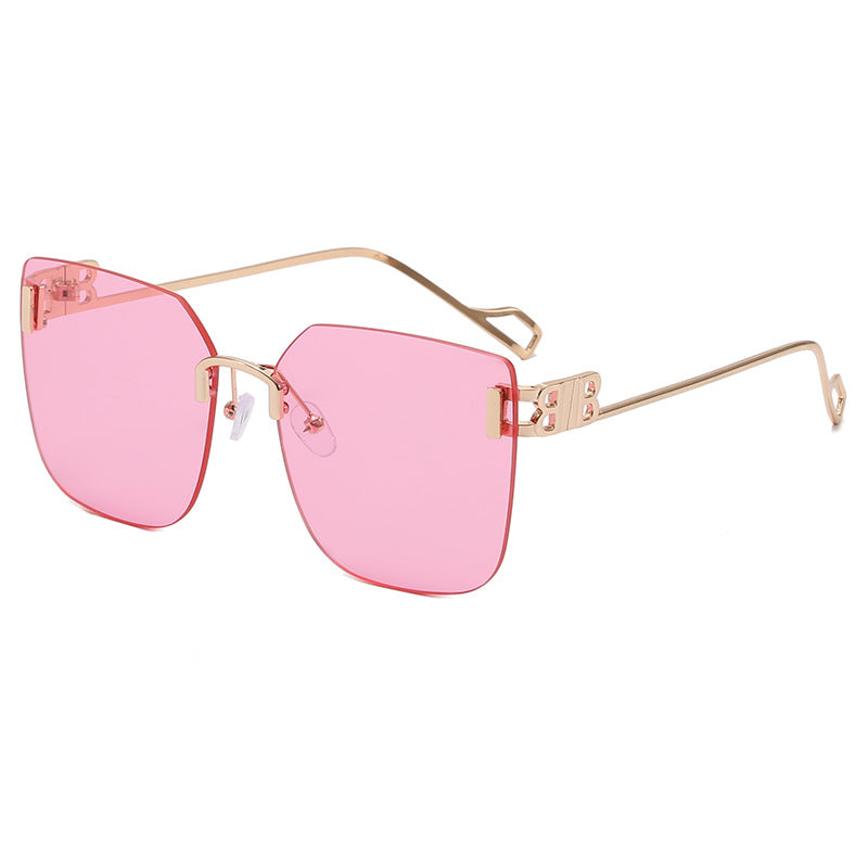 Women elegant square sunglasses with gold-colored metal frame Bowlift