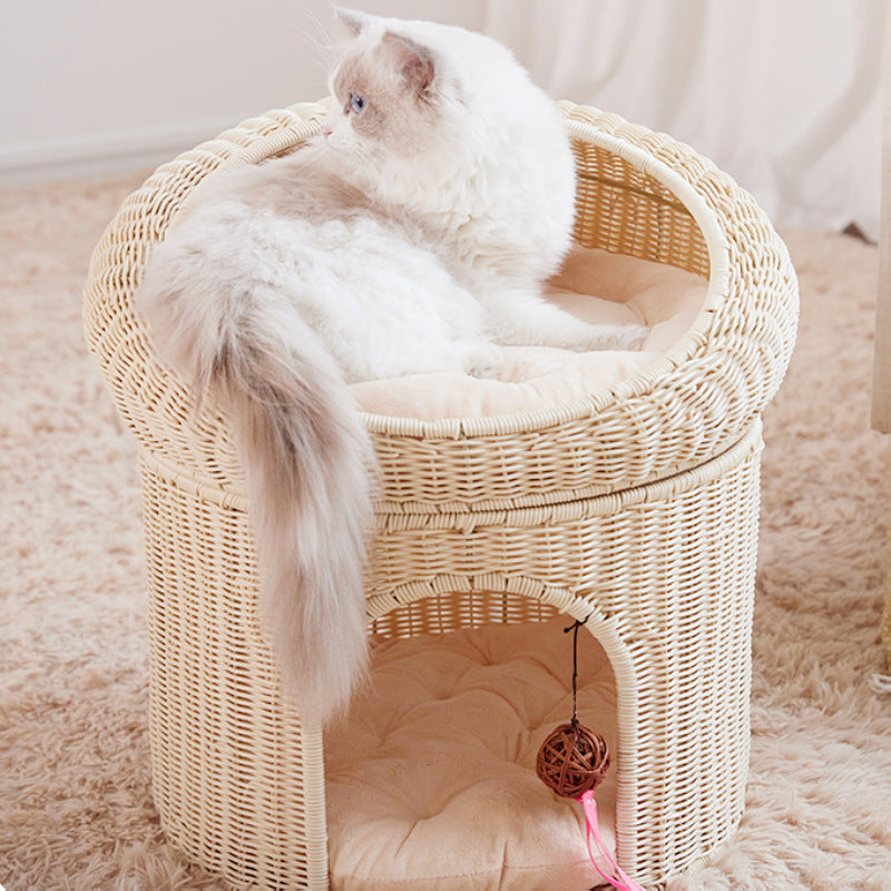 Cozy cat basket with play ball Bowlift