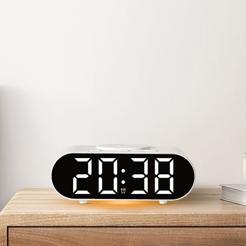 Digital FM clock radio with large LED display Bowlift