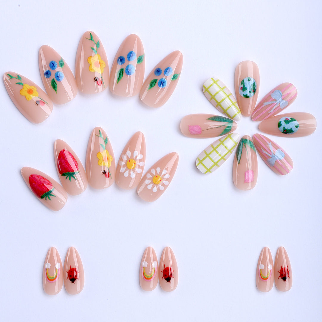Artificial nails with creative and colorful designs Bowlift