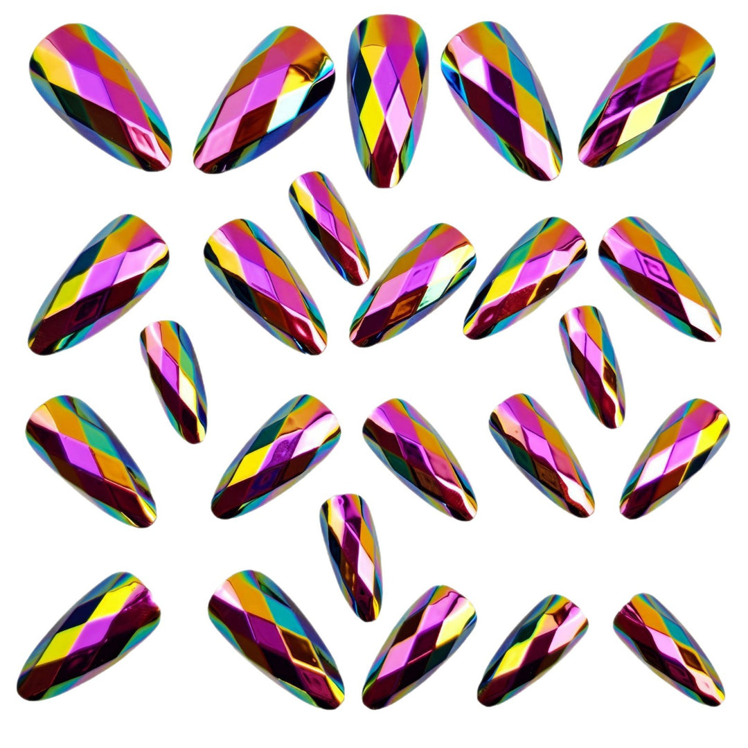 Shiny Stiletto Fake Nails with Diamond Surface Texture Bowlift
