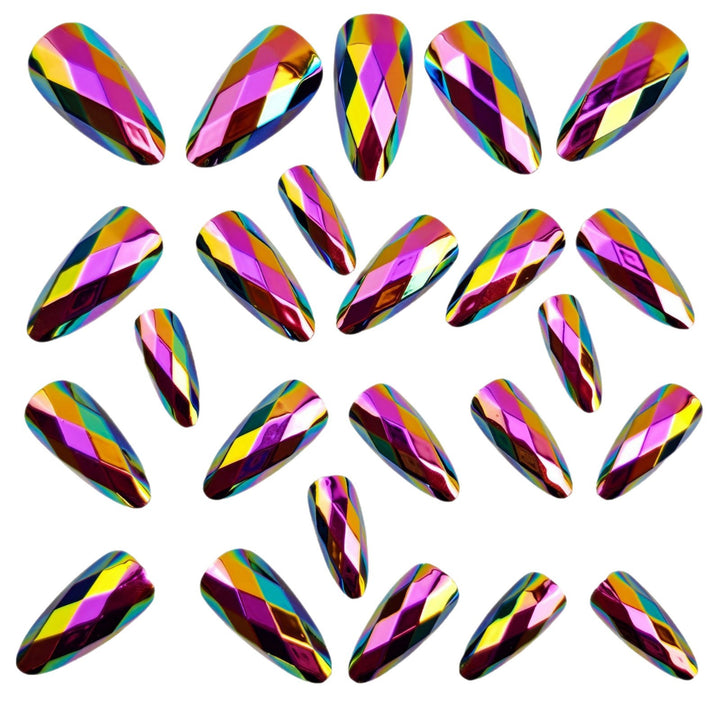 Shiny Stiletto Fake Nails with Diamond Surface Texture Bowlift