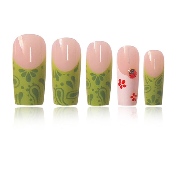 Creative Floral-Inspired Press-On Nail Extensions Bowlift