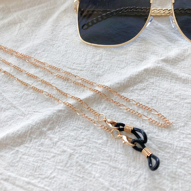 Chic Eyewear Chain with Decorative Clips Bowlift