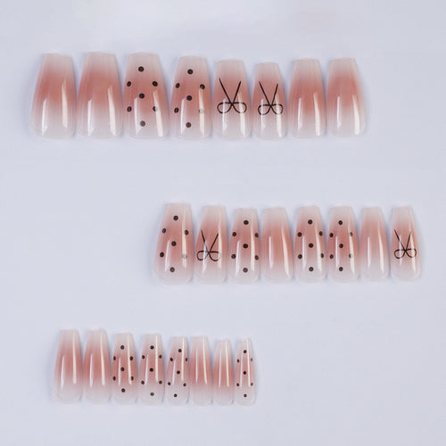 Artificial nails in luxurious French tip design with bow accents Bowlift
