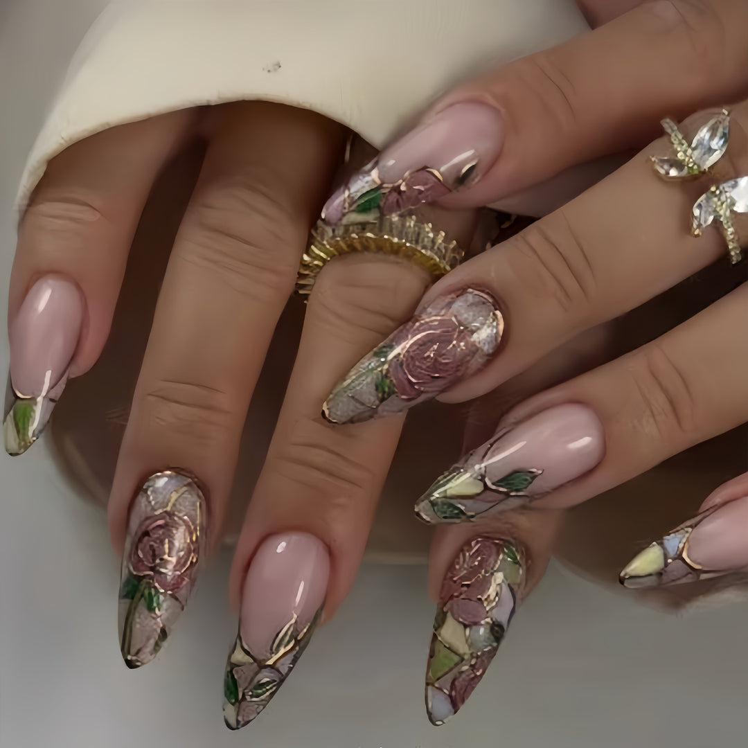 Decorative Artificial Nails Bowlift