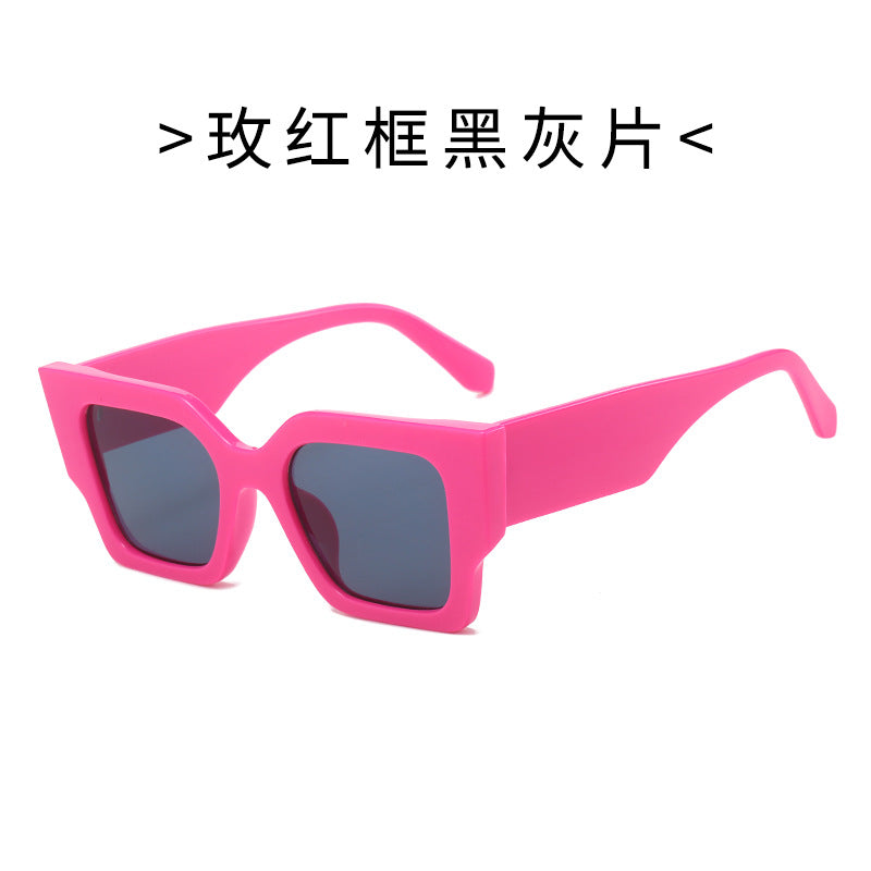 Ladies fashionable square sunglasses with wide frame and UV protection Bowlift