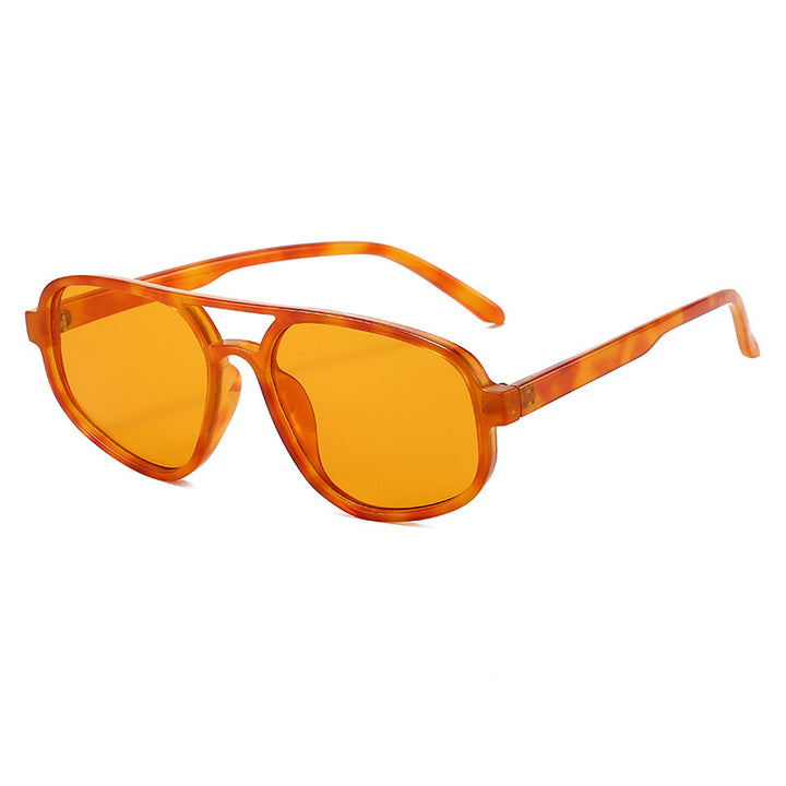 Women's fashionable sunglasses with wide frame and UV protection Bowlift