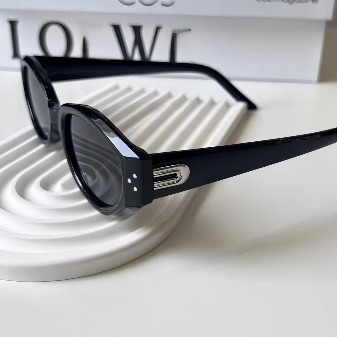 Women's fashionable retro sunglasses in cat eye style Bowlift