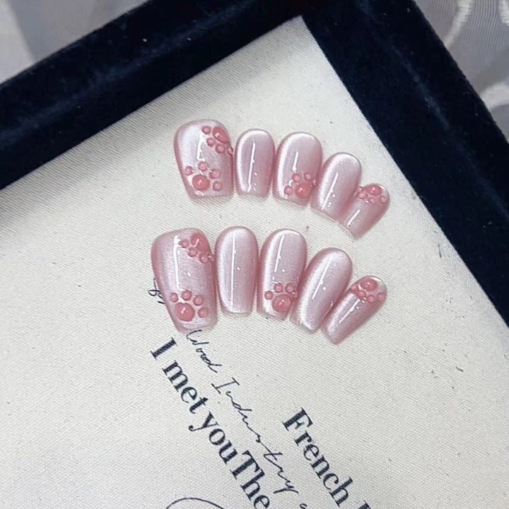 Artistic French Tip Press-On Nails Bowlift
