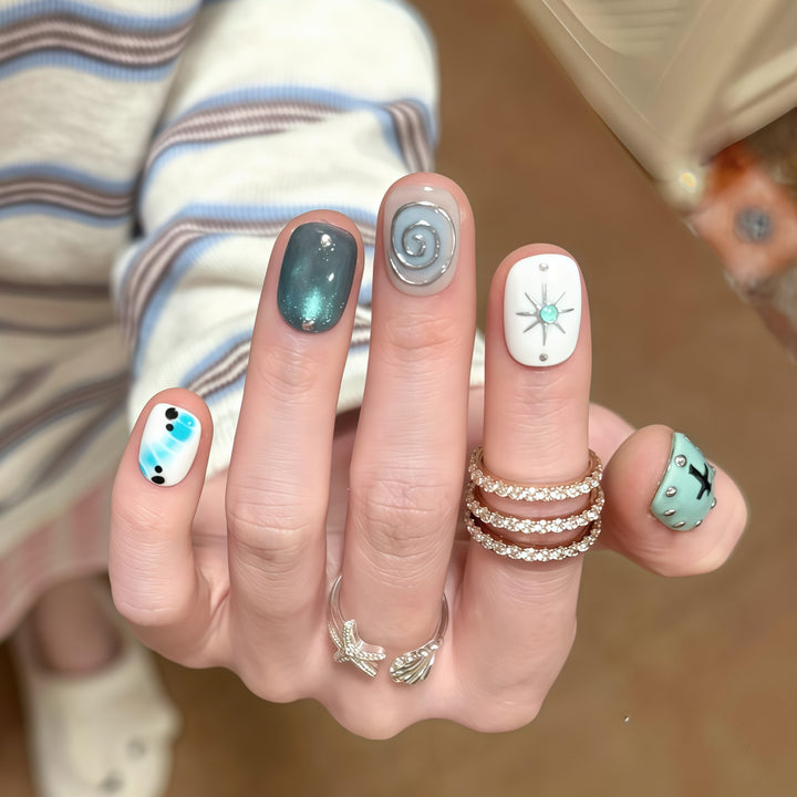 Artificial nail tips with creative geometric designs Bowlift
