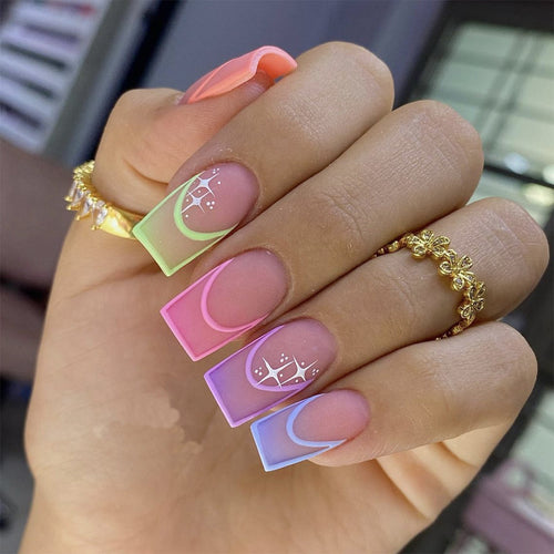 Artistic French Style Nail Tips Bowlift