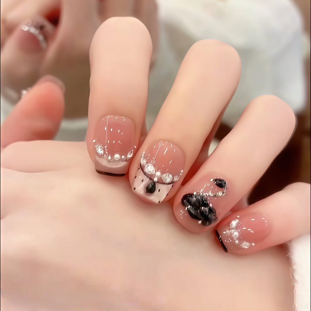 Elegant artificial nails with flower décor and glitter Bowlift