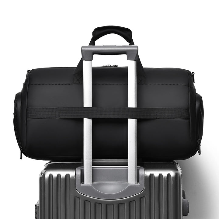 Sport-Duffel-Bag with Ergonomic Carrying System and Water-Repellent Material Bowlift