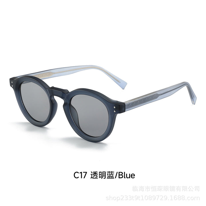 Ladies sunglasses in modern and unique design Bowlift