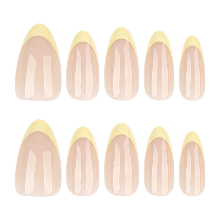 Elegant Nail Art with Gradient and Shine Bowlift