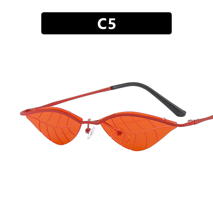 Women Cat-Eye Sunglasses with innovative leaf design Bowlift