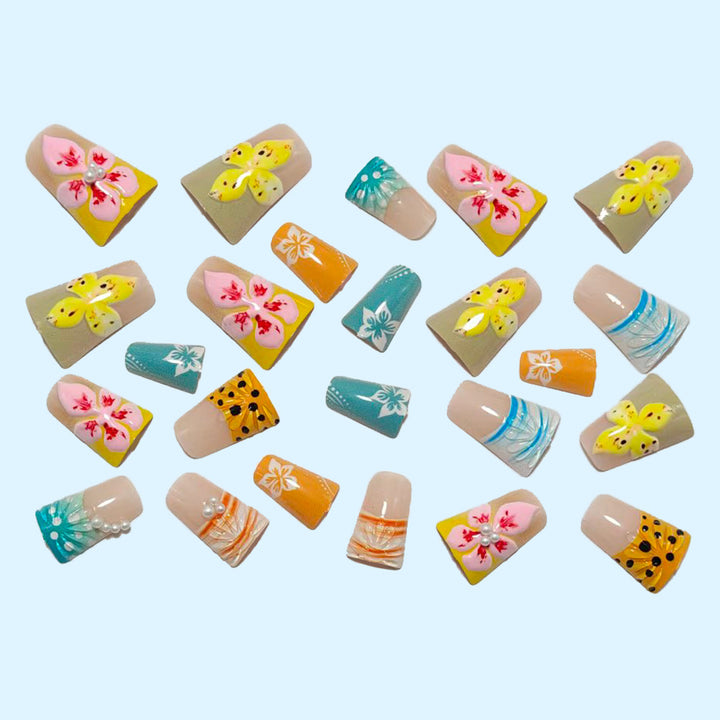 Exclusive artificial nails with floral accents and artistic embellishments Bowlift