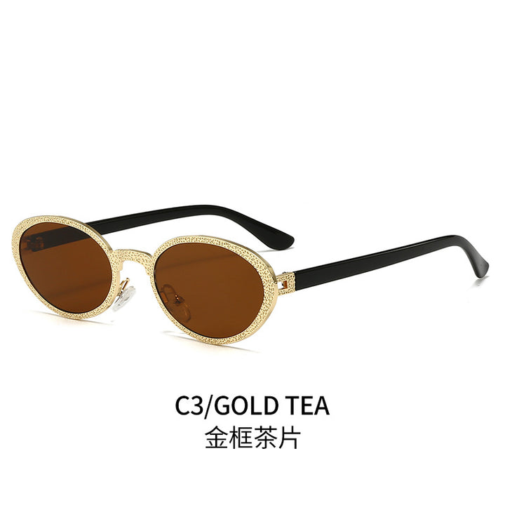 Ladies Glamorous Sunglasses with Luxurious Jewelry Frame Bowlift