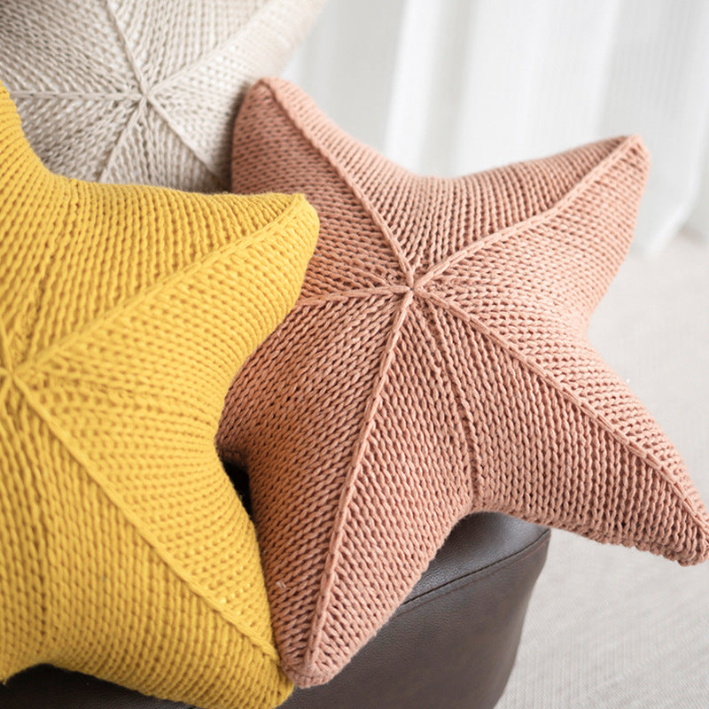 Star-Shaped Chunky Knit Decorative Cushion Bowlift