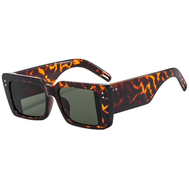 Women's Fashion Square Sunglasses with Elegant Frame Structure Bowlift