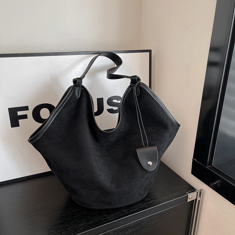 Suede Hobo Bag Bowlift