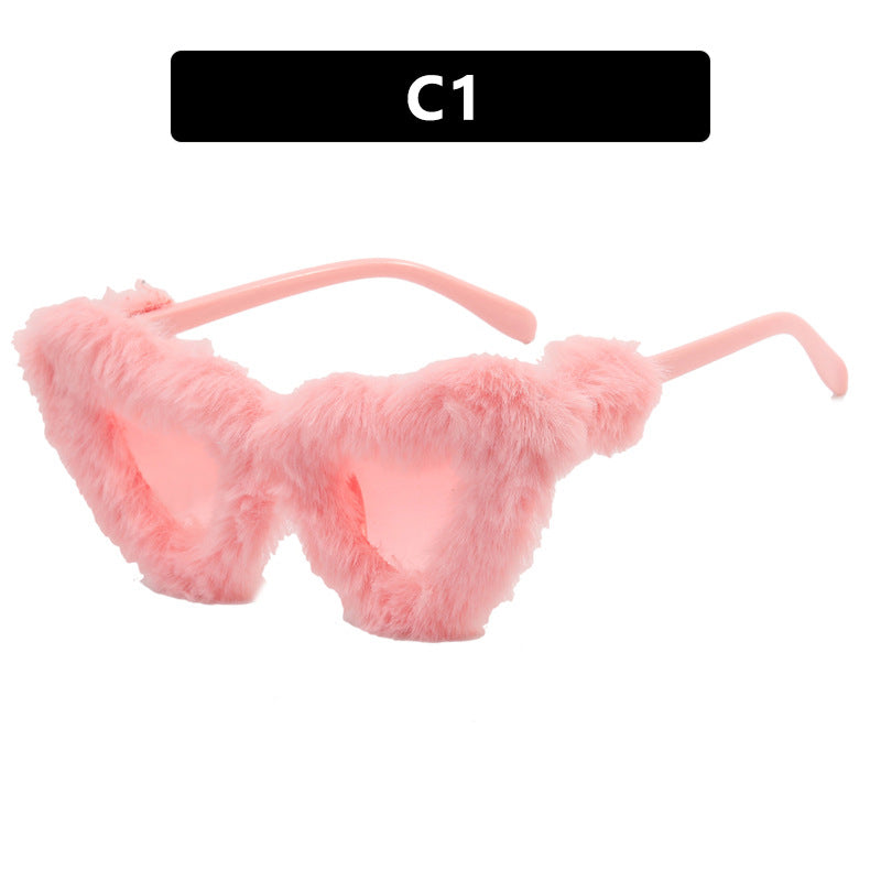 Women Paw Sunglasses with Luxurious Fur Trim Bowlift