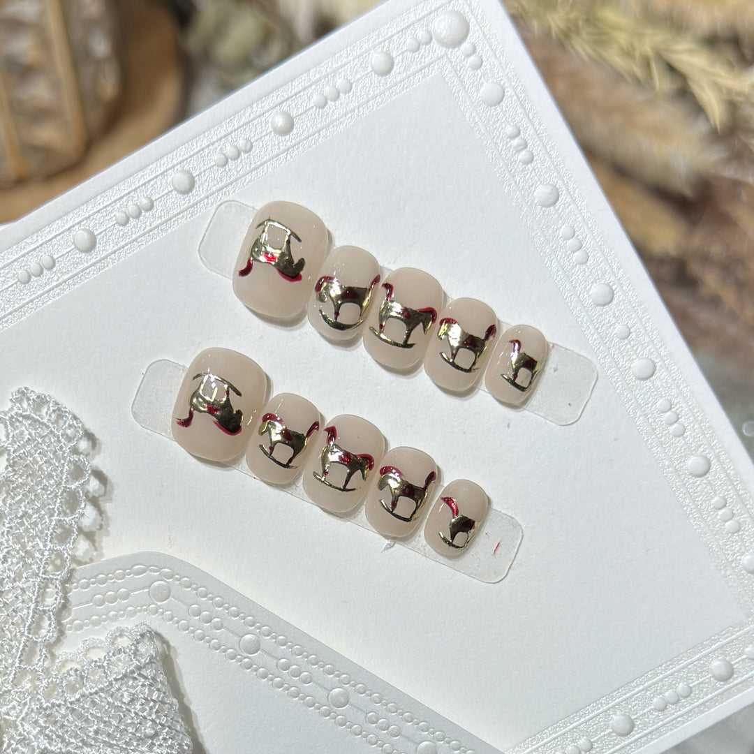 Decorative Press-On Nail Art Set with Gold Accent Designs Bowlift