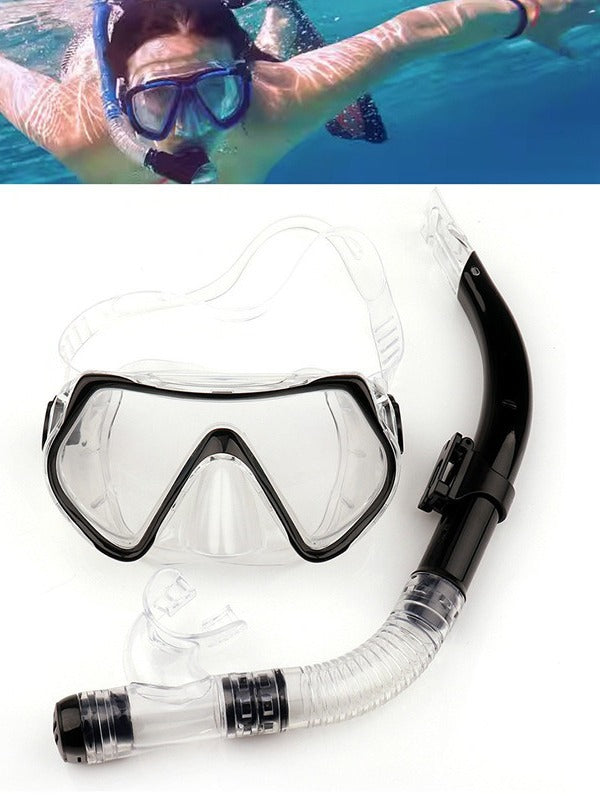 Snorkel mask with anti-fog technology and flexible mouthpiece Bowlift