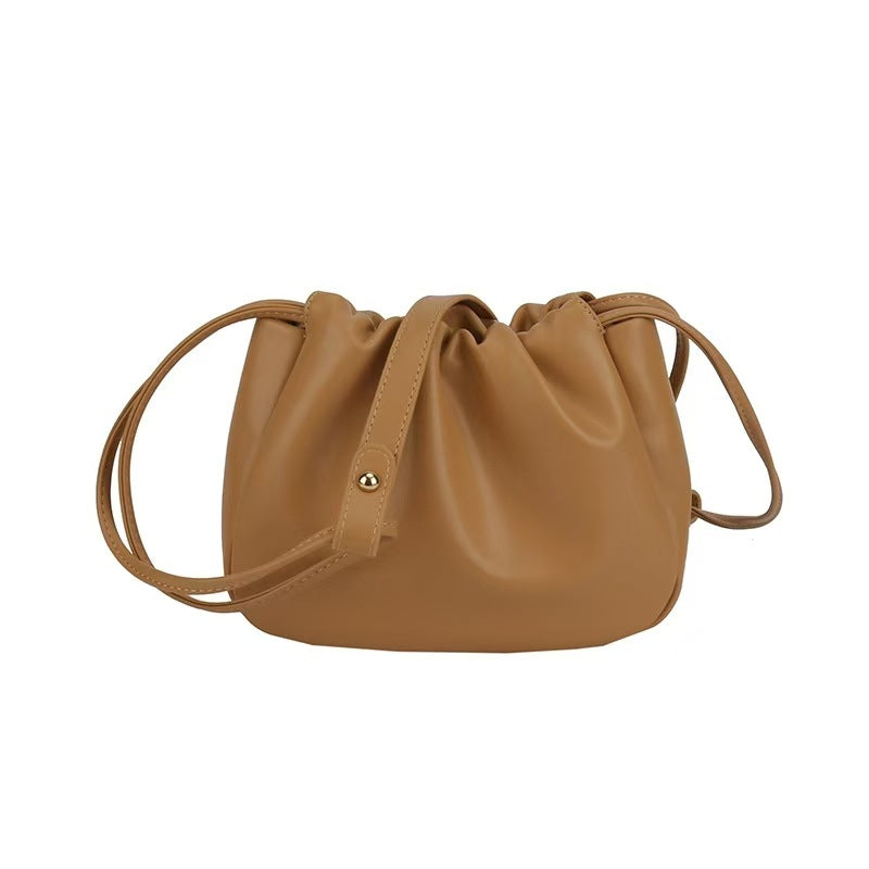Chic Slouchy Handbag Bowlift