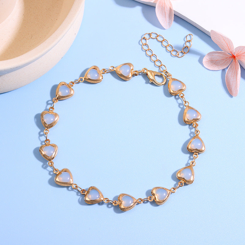 Charming Heart-Shaped Statement Bracelet Bowlift