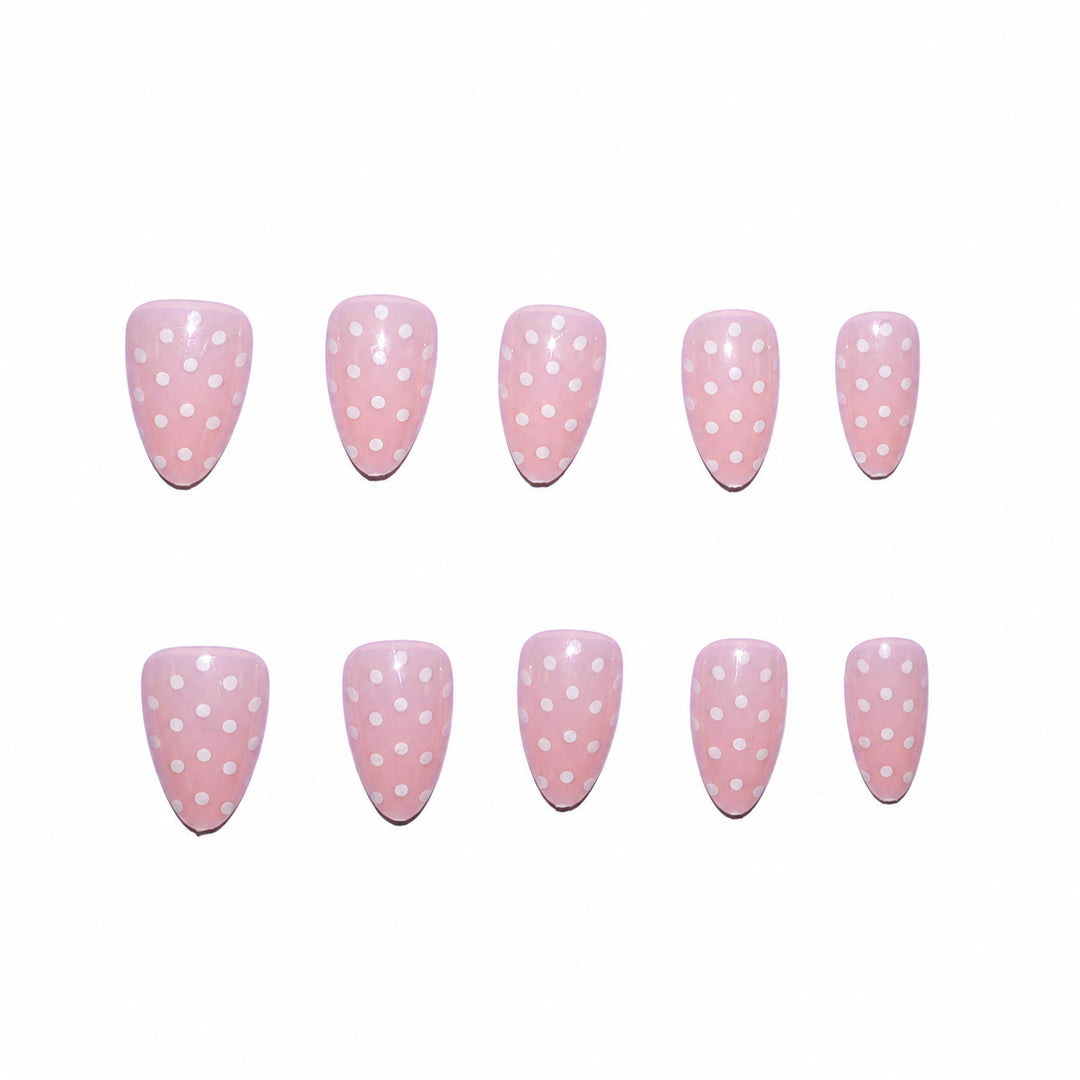 Artificial nails with dots Bowlift