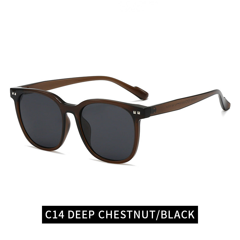Women timeless sunglasses in modern rectangular design Bowlift