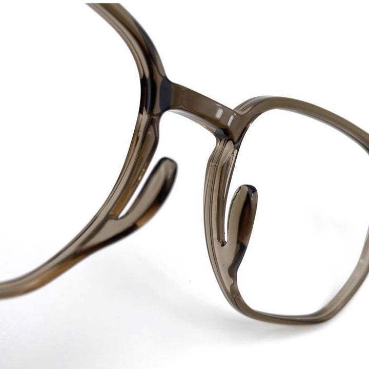 Stylish Eyeglasses Bowlift