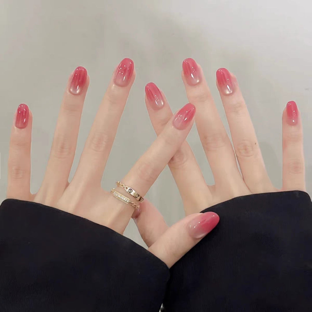 Artificial nails with elegant ombre effect Bowlift