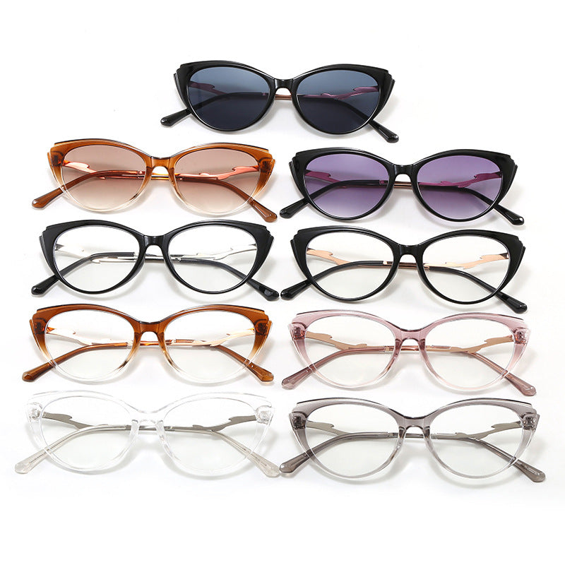Fashionable Cat-Eye Glasses with Filigree Design Bowlift