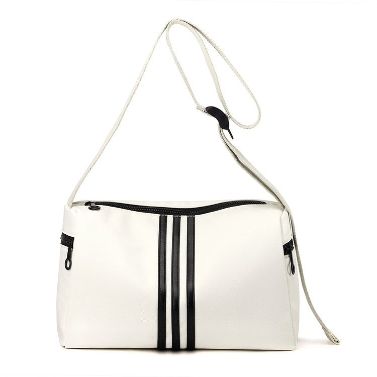 Sporty Shoulder Bag Bowlift