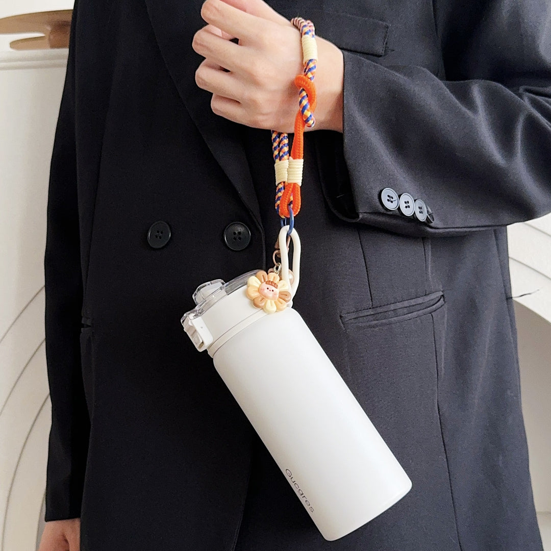 Playful keychain Bowlift
