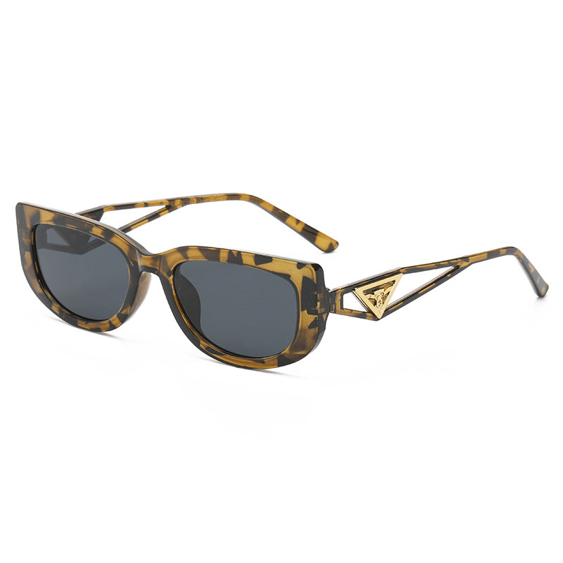 Women's Designer Sunglasses with Elegant Frame Accents Bowlift