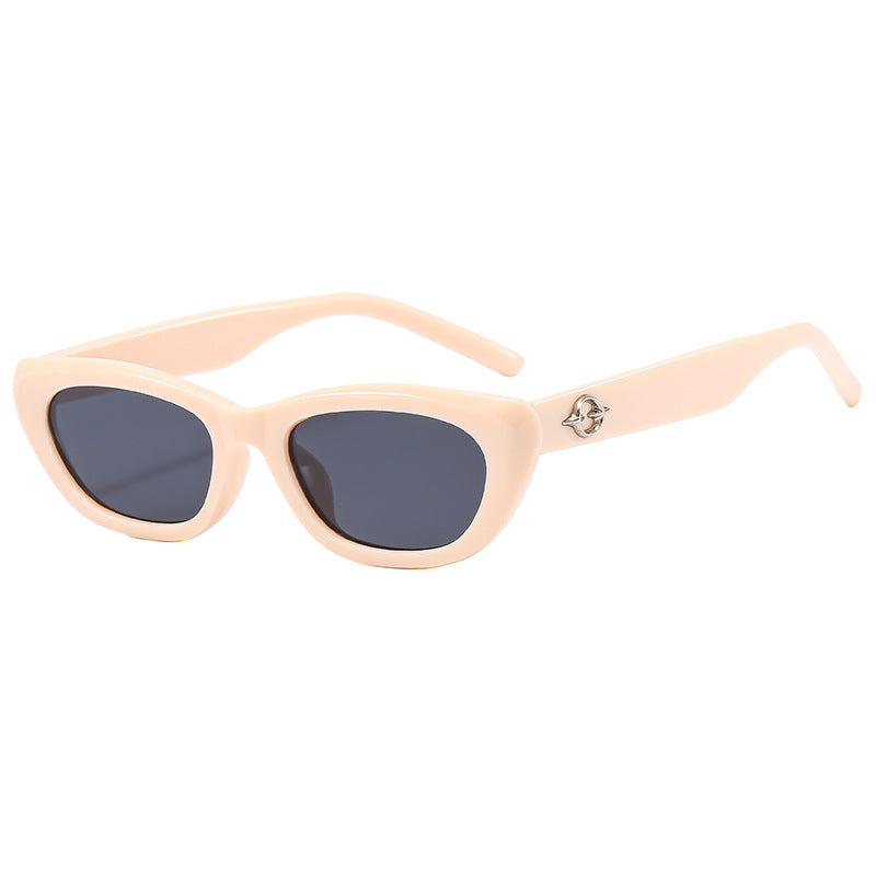 Women's exclusive cat-eye sunglasses with stylish details Bowlift