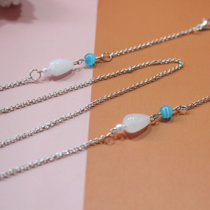 Fashionable necklace with elegant stone pendants Bowlift