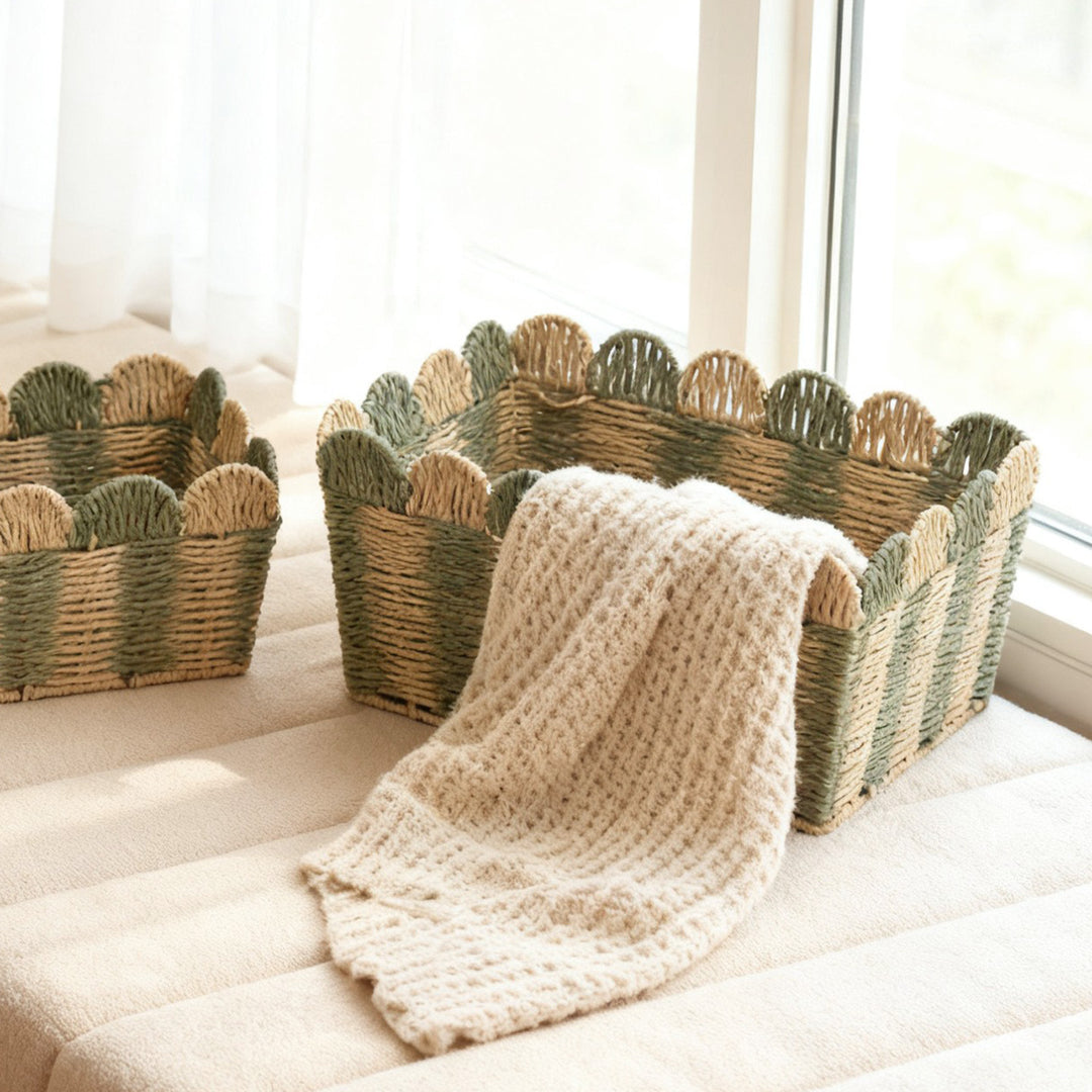 Decorative storage basket made of woven material Bowlift