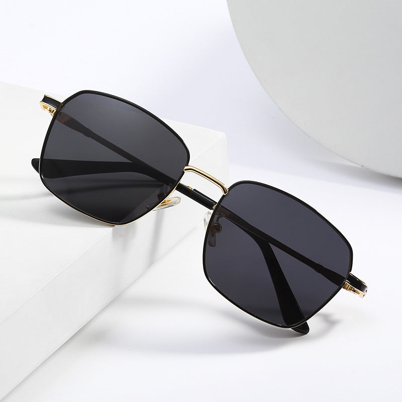 Men's Square Designer Sunglasses with High UV Protection Bowlift