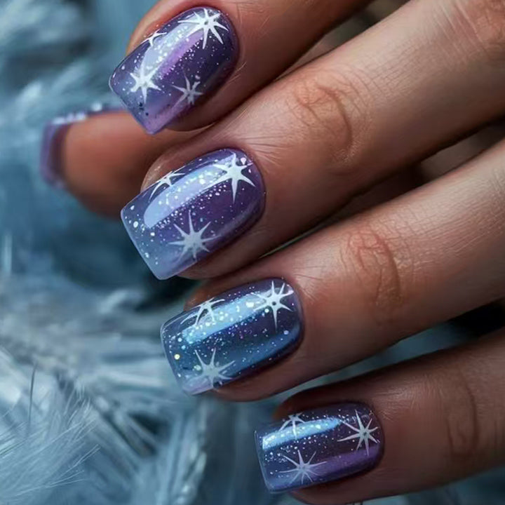 Artificial nails with sparkling star pattern Bowlift