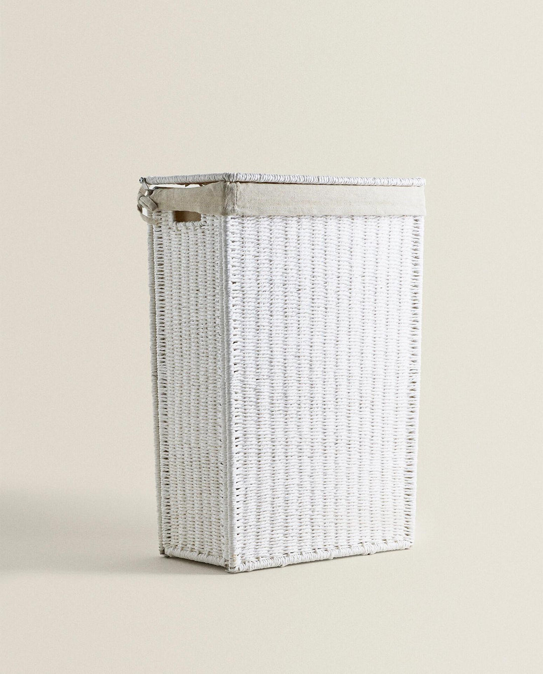 High-quality laundry basket made of natural wicker Bowlift