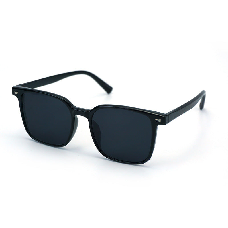 Women Square Sunglasses with Modern Accents Bowlift