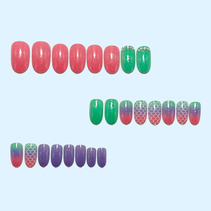 Creative glitter art nails with colorful gradient and scale design Bowlift