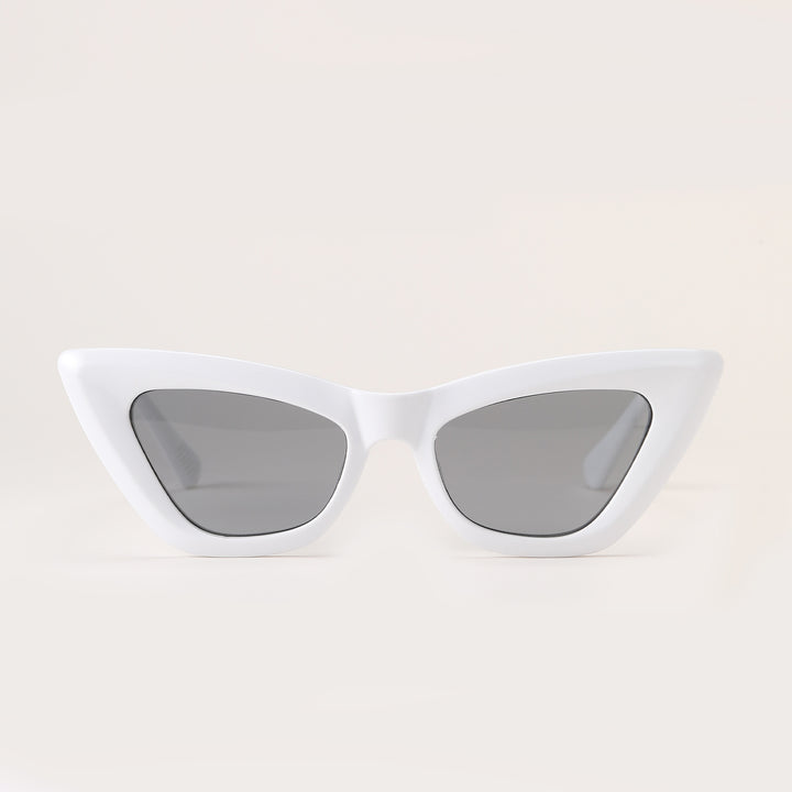 Ladies Cat-Eye Sunglasses with modern and elegant design Bowlift