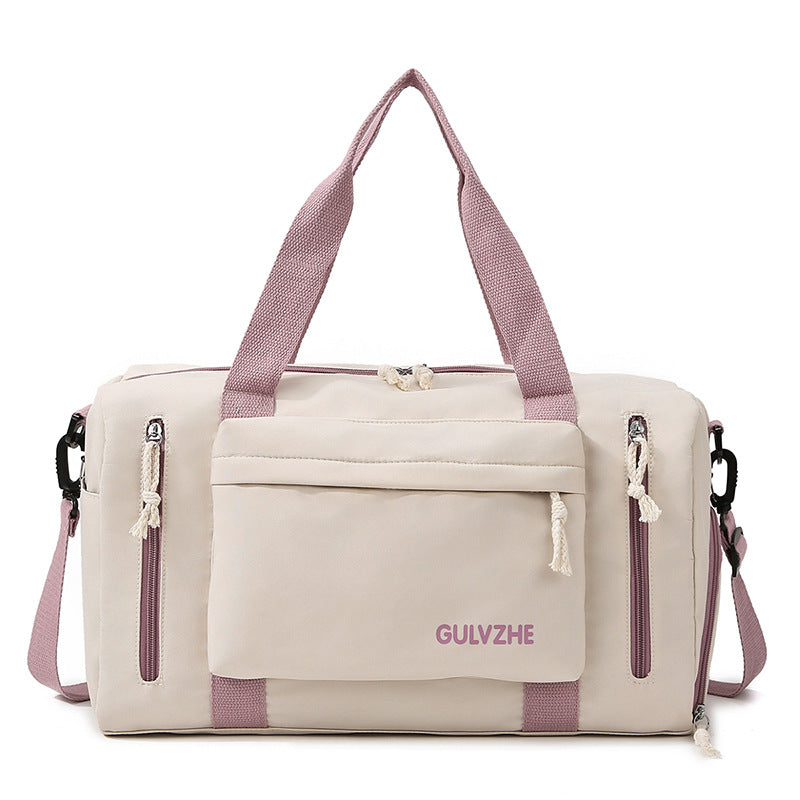 Sporty travel bag with versatile organizational options Bowlift