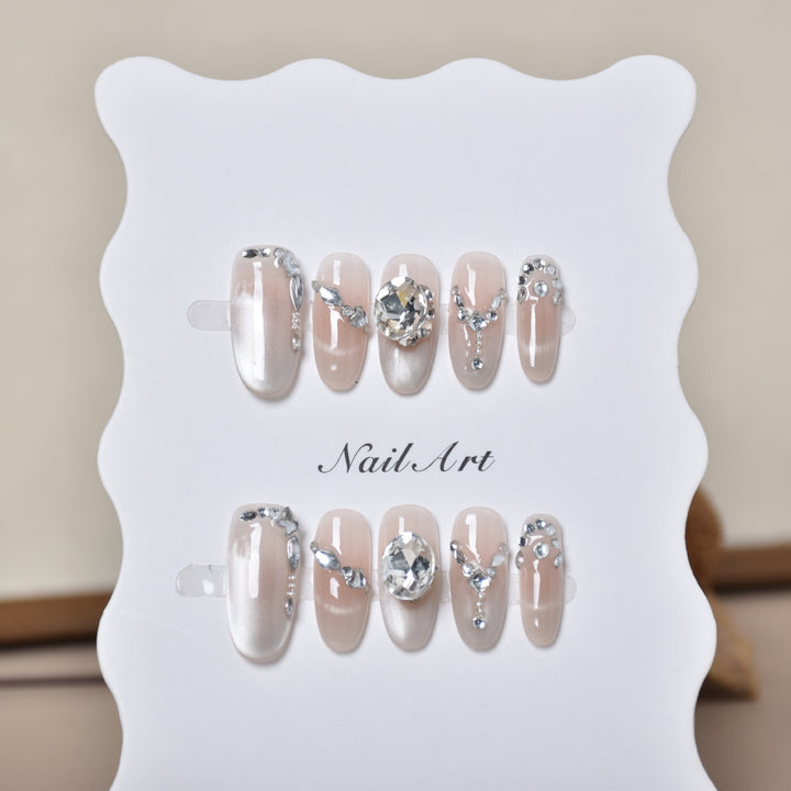 Elegant Crystal-Embellished Press-On Nail Extensions Bowlift
